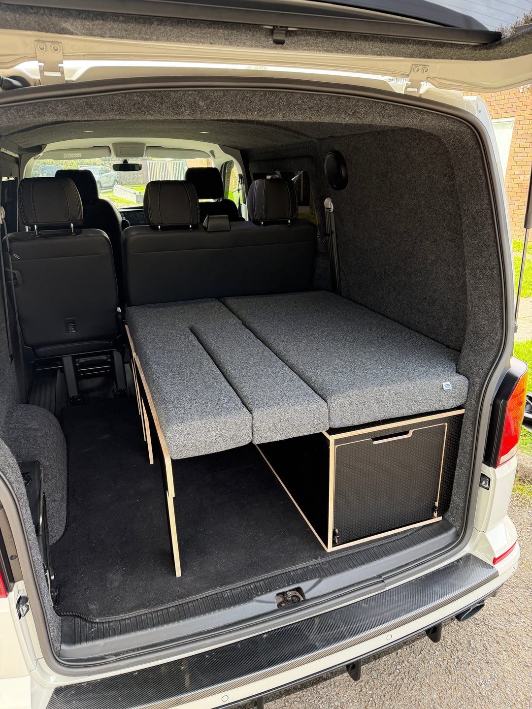 VW Transporter Kombi Single Bench Unit - Pull Out Bed &amp; Kitchen System - Cymru Camper Furniture Site