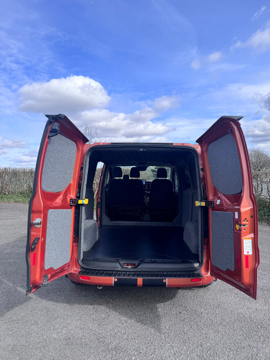 FORD TRANSIT CUSTOM 2.0 EBL 170 290 SWB SPORT - Van For Sale - Cymru Camper Furniture Site
