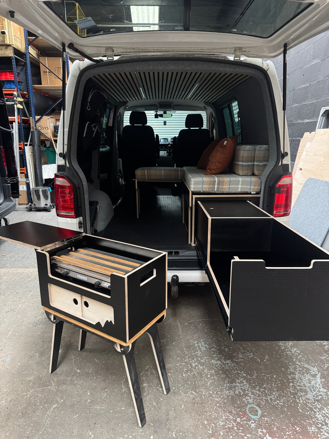 VW Transporter Kombi Single Bench Unit - Pull Out Bed & Kitchen System