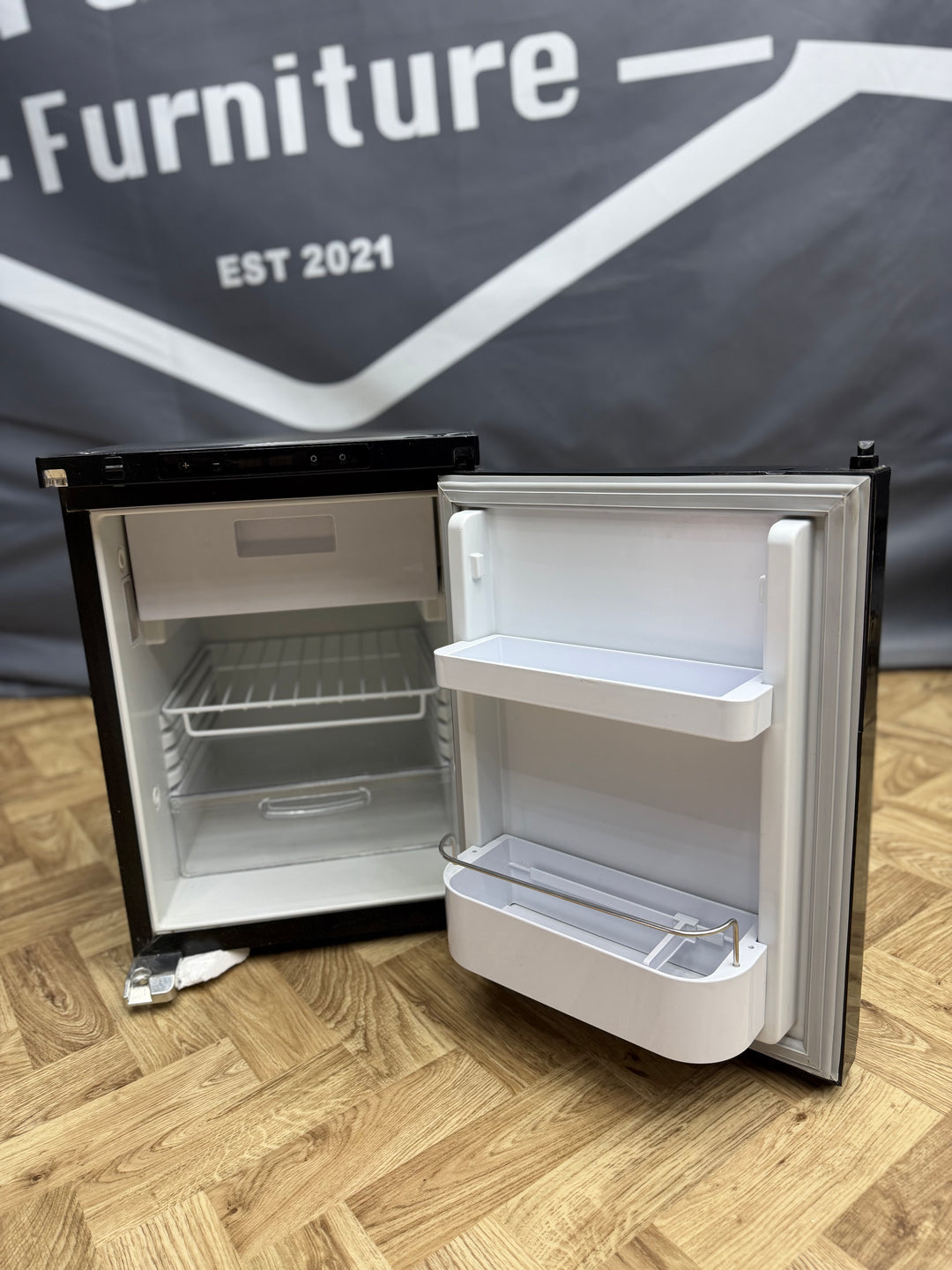 Alpicool 50L Twin-Door 12V Campervan Fridge - Black - Used