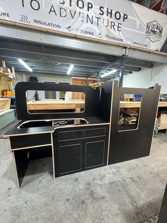 VW Transpoter SWB Kitchen Unit & Splashback - For 3/4 R&R Beds