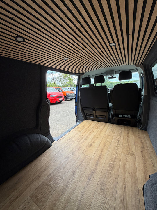VW Transporter T6.1 SWB Highline T28 (2023) — Blue, Part-Converted