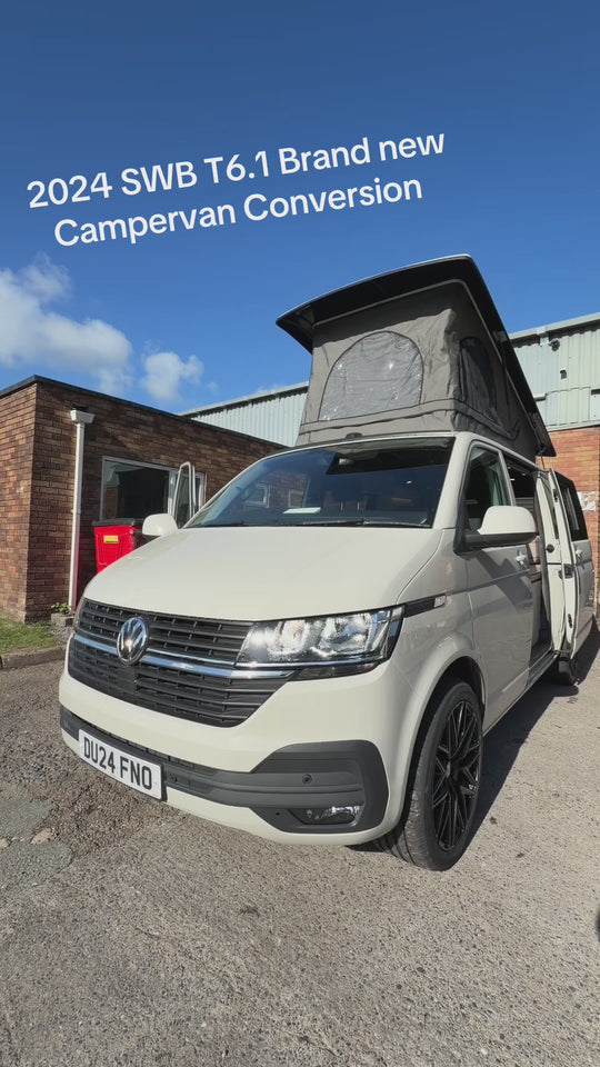 VW Transporter T6.1 SWB Highline (2024) — 14,100 Miles, Ascot Grey